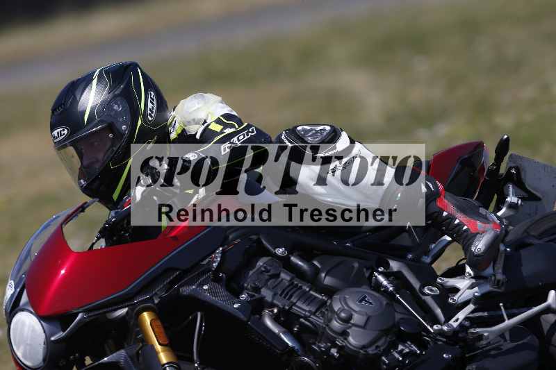 /Archiv-2023/28 05.06.2023 Moto Club Anneau du Rhin/vert-medium/6